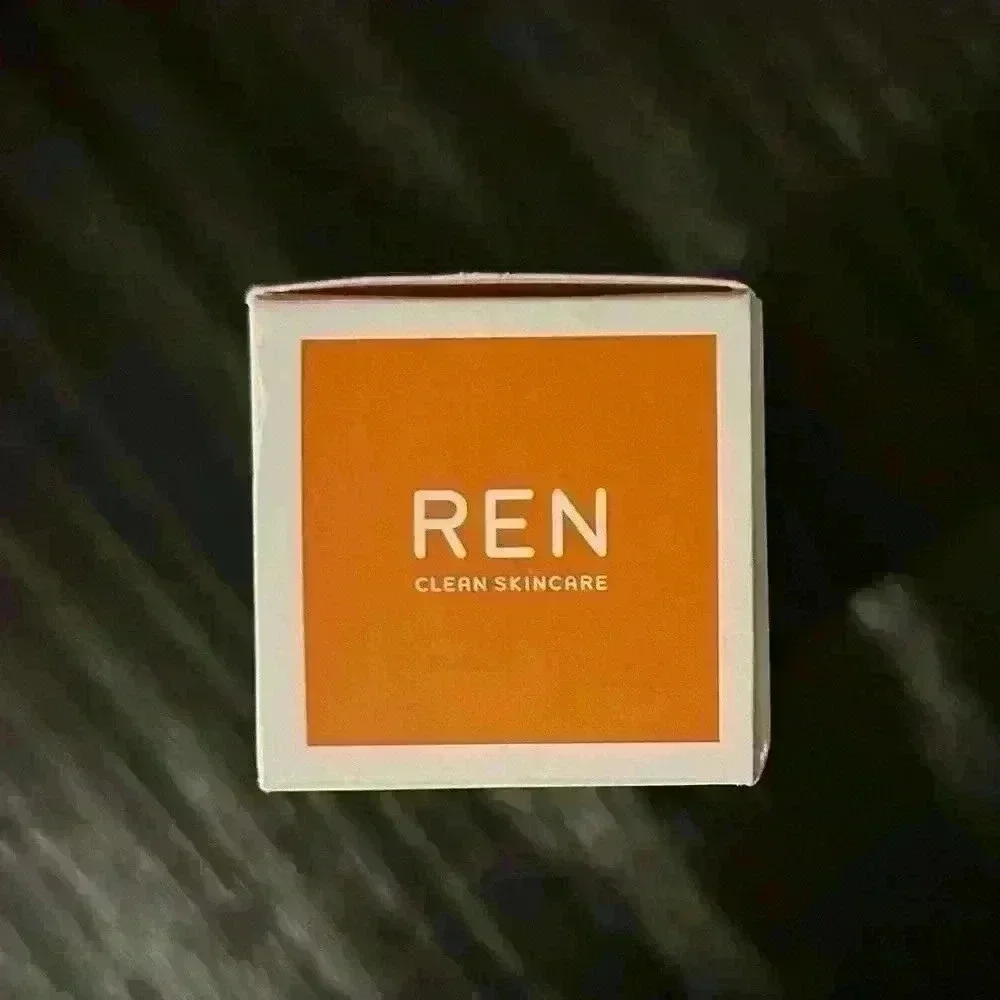 NWT Ren Clean Skincare Glow and Protect Serum Full Size 1.02 oz New in Box